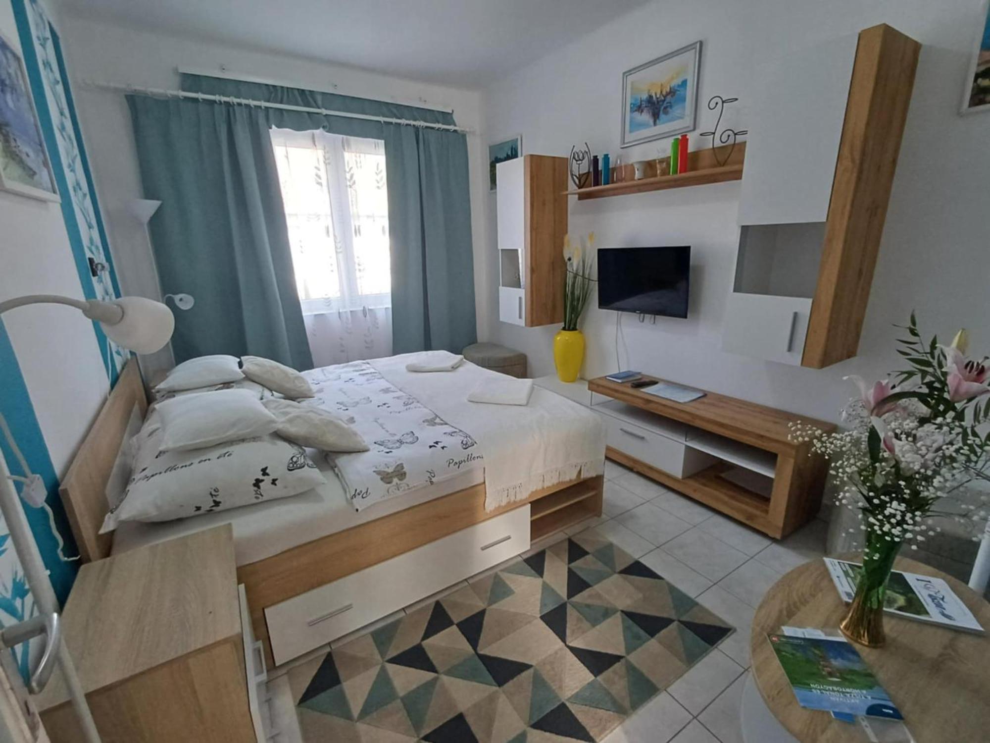 Unicum Vendeghaz Otel Abádszalók Dış mekan fotoğraf